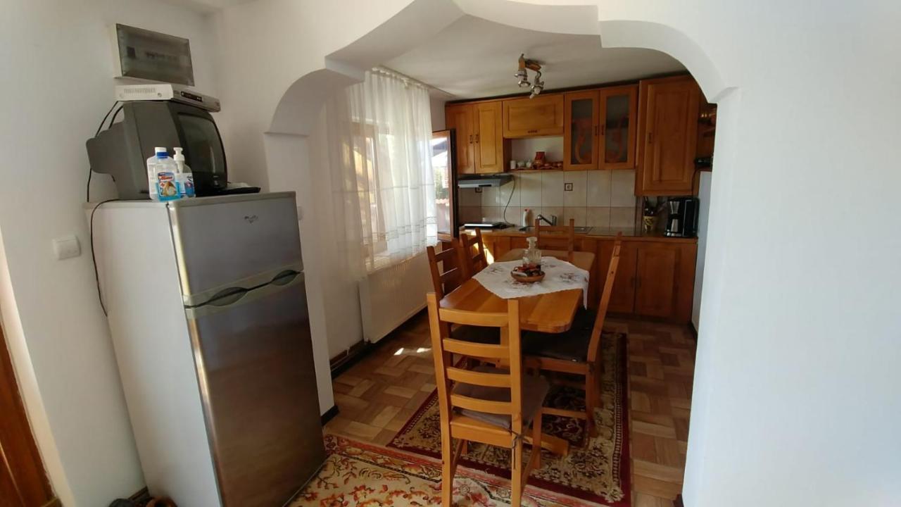 Casa Darius Villa Novaci-Străini Dış mekan fotoğraf