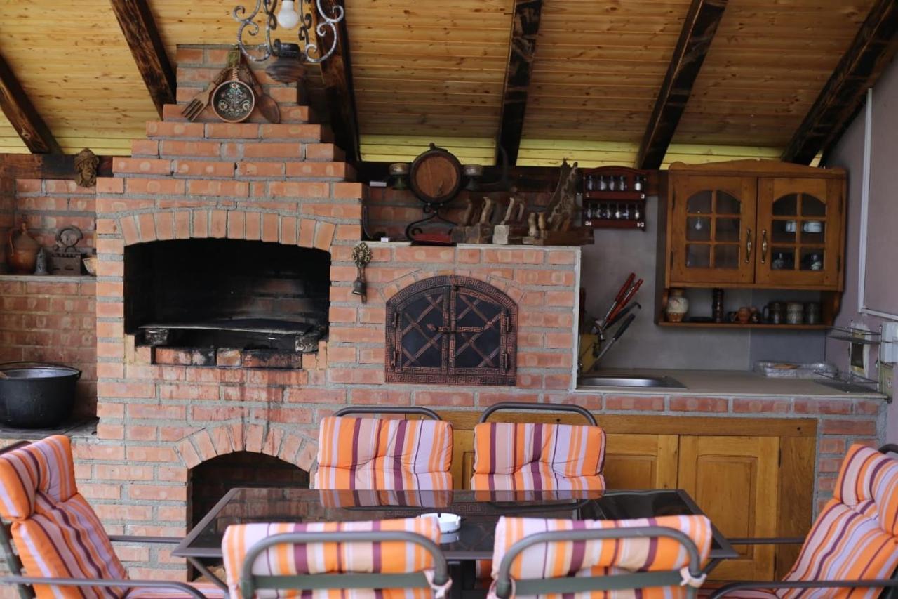 Casa Darius Villa Novaci-Străini Dış mekan fotoğraf