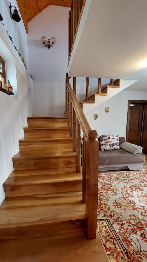 Casa Darius Villa Novaci-Străini Dış mekan fotoğraf