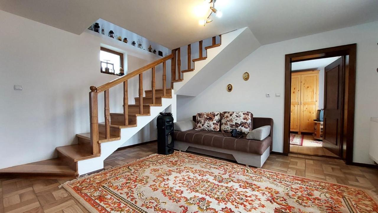 Casa Darius Villa Novaci-Străini Dış mekan fotoğraf