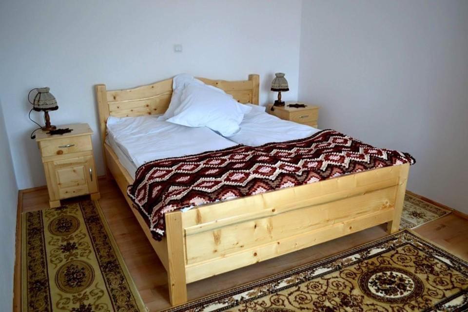 Casa Darius Villa Novaci-Străini Dış mekan fotoğraf